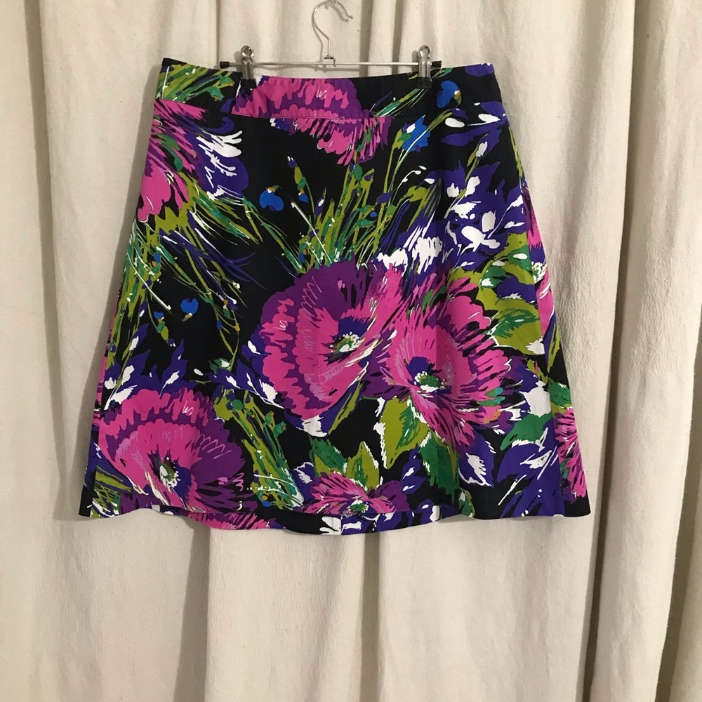 Pretty A line purple floral skirt